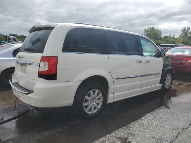 Photo 3 from auction – 2012 CHRYSLER TOWN & COU with VIN 2C4RC1CG1CR140694