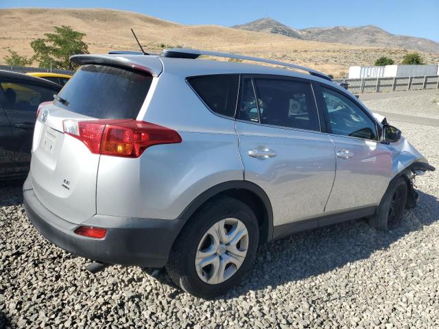 Photo 3 from auction – 2014 TOYOTA RAV4 LE with VIN JTMBFREV6E5029206