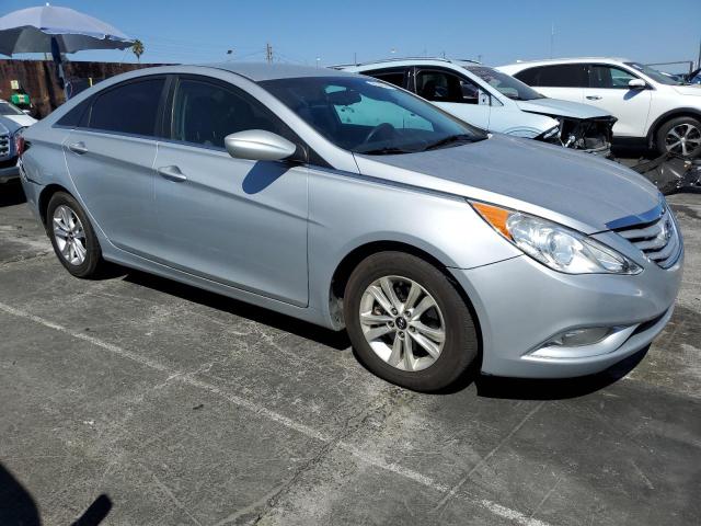 Photo 4 from auction – 2013 HYUNDAI SONATA GLS with VIN 5NPEB4AC1DH568802