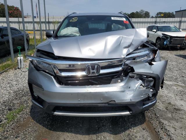 Photo 5 from auction – 2020 HONDA PILOT TOUR with VIN 5FNYF5H98LB021377
