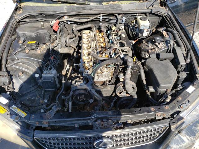 Photo 11 from auction – 2002 LEXUS ES 300 with VIN JTHBD192320049945