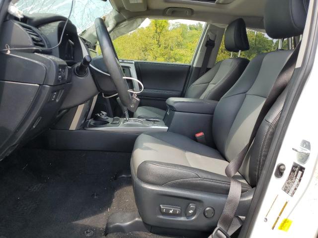 Photo 7 from auction – 2020 TOYOTA 4RUNNER SR with VIN JTEBU5JR1L5739694