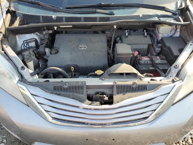 Photo 12 from auction – 2015 TOYOTA SIENNA LE with VIN 5TDKK3DC3FS573456