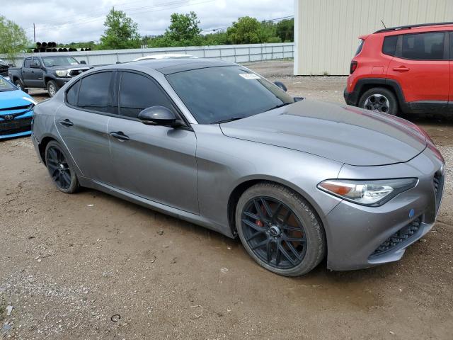 Photo 4 from auction – 2017 ALFA ROMEO GIULIA with VIN ZARFAEBN6H7543777