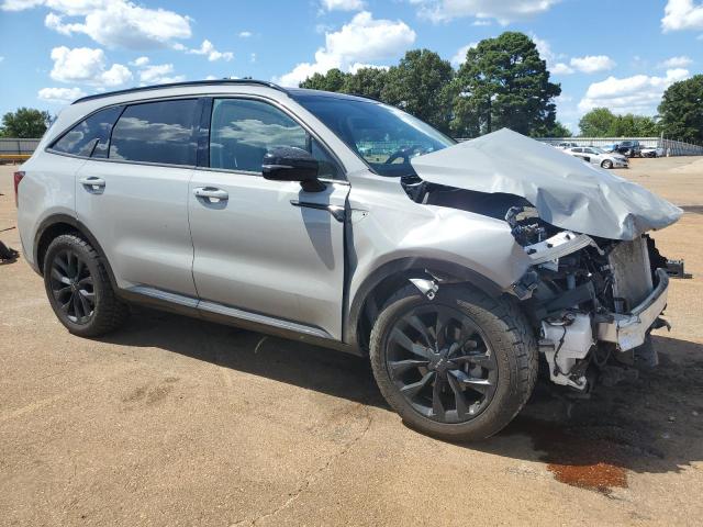 Photo 4 from auction – 2023 KIA SORENTO SX with VIN 5XYRK4LF5PG185093