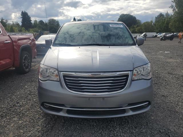 Photo 5 from auction – 2016 CHRYSLER TOWN & COU with VIN 2C4RC1BG4GR282061