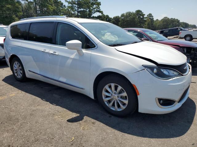 Photo 4 from auction – 2018 CHRYSLER PACIFICA T with VIN 2C4RC1BG2JR110411
