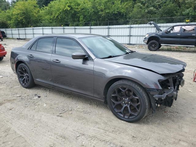 Photo 4 from auction – 2019 CHRYSLER 300 S with VIN 2C3CCABG7KH618083