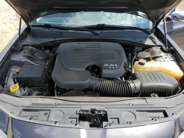 Photo 11 from auction – 2017 CHRYSLER 300C with VIN 2C3CCAEG5HH591180