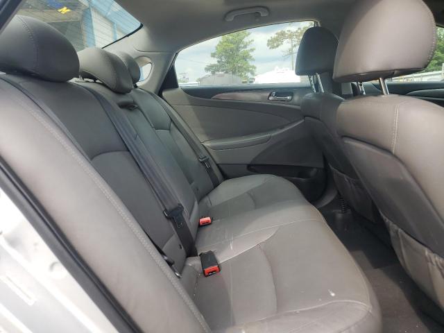 Photo 10 from auction – 2014 HYUNDAI SONATA HYB with VIN KMHEC4A48EA109809