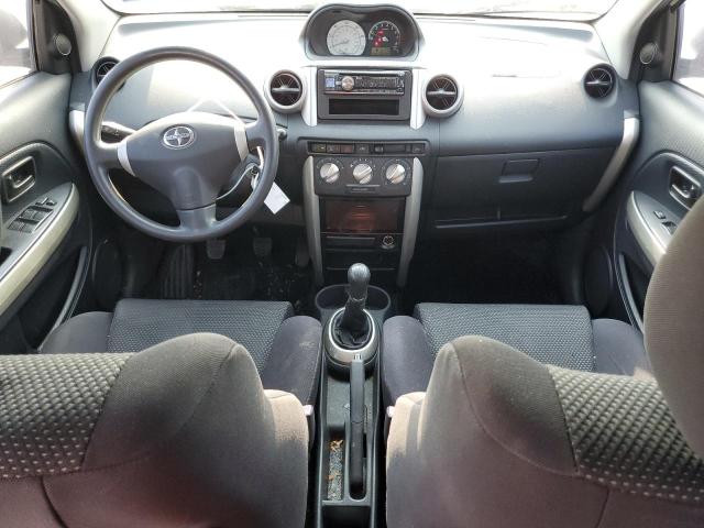 Photo 8 from auction – 2004 TOYOTA SCION XA with VIN JTKKT624X40073247