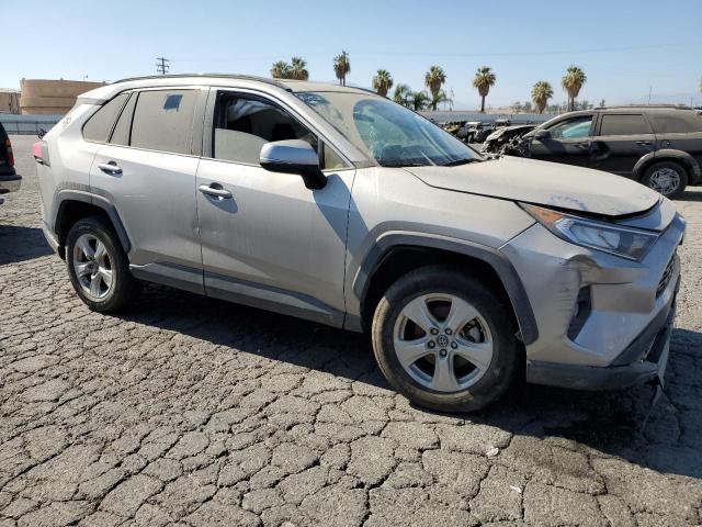 Photo 4 from auction – 2019 TOYOTA RAV4 XLE with VIN 2T3P1RFV6KC018022