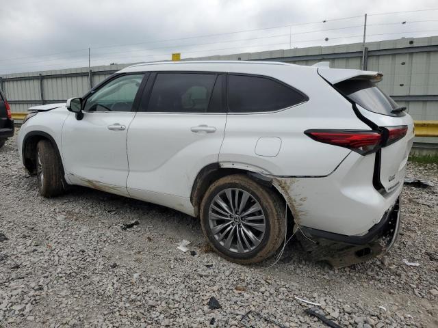 Photo 2 from auction – 2022 TOYOTA HIGHLANDER with VIN 5TDEBRCH2NS072781