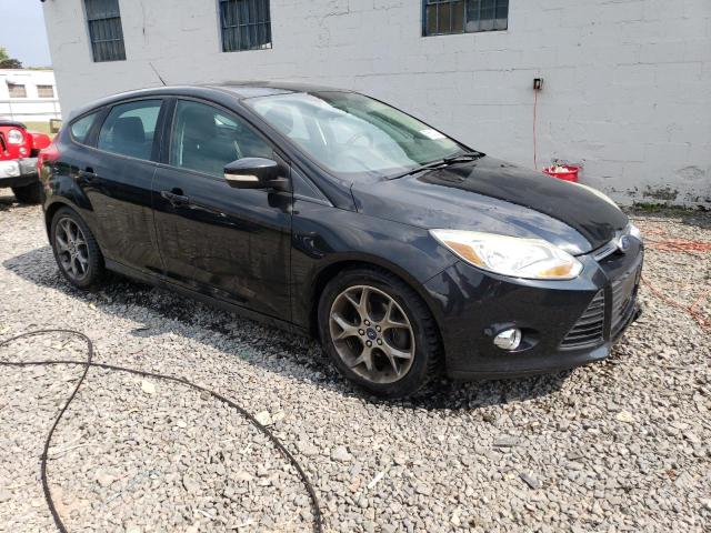 Zdjęcie 4 z aukcji – 2014 FORD FOCUS SE z VIN 1FADP3K21EL285140