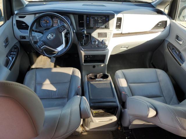 Photo 8 from auction – 2016 TOYOTA SIENNA XLE with VIN 5TDYK3DC4GS705684