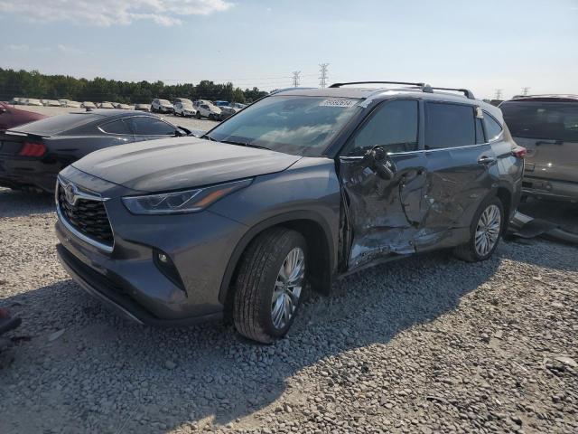 TOYOTA HIGHLANDER 2023 with VIN 5TDEBRCH8PS133781 - Photo from auction