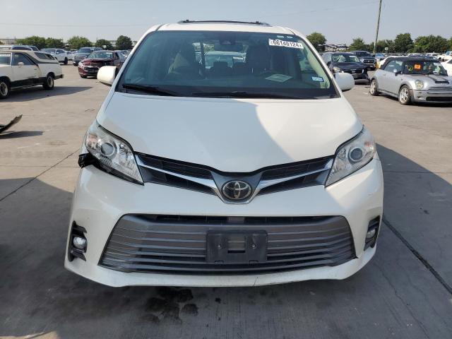 Photo 5 from auction – 2018 TOYOTA SIENNA XLE with VIN 5TDYZ3DC1JS941776