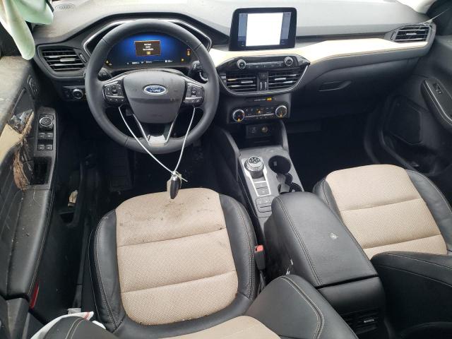Photo 8 from auction – 2022 FORD ESCAPE with VIN 1FMCU9DZ4NUA13666