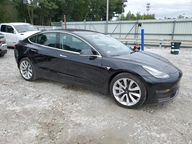 Photo 4 from auction – 2018 TESLA MODEL 3 with VIN 5YJ3E1EBXJF071515
