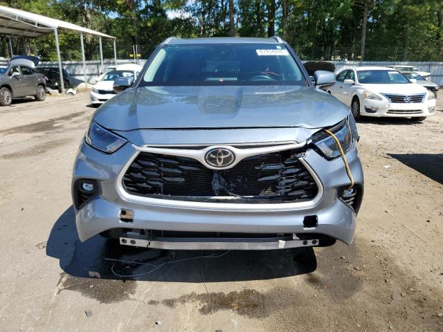 Photo 5 from auction – 2022 TOYOTA HIGHLANDER with VIN 5TDGZRAH8NS119920