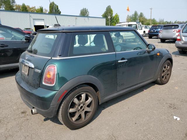 Photo 3 from auction – 2008 MINI COOPER with VIN WMWMF335X8TU67149