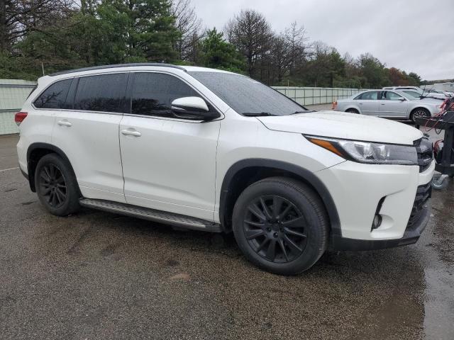 Foto 4 de la subasta – 2018 TOYOTA HIGHLANDER con VIN 5TDJZRFH3JS491349