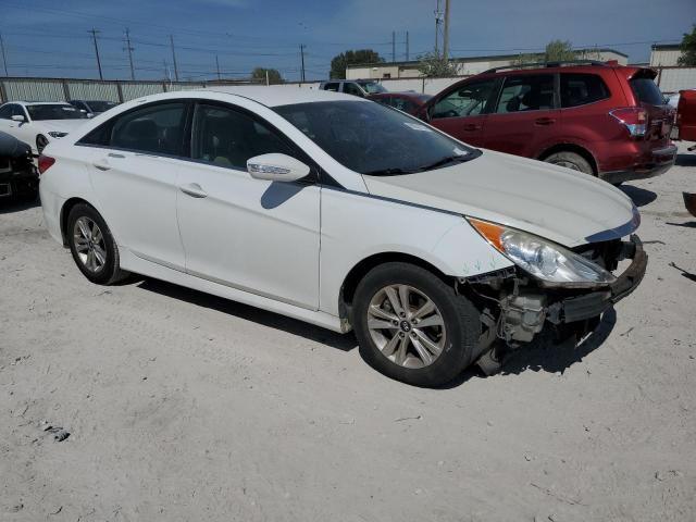 Photo 4 from auction – 2014 HYUNDAI SONATA GLS with VIN 5NPEB4AC3EH916133