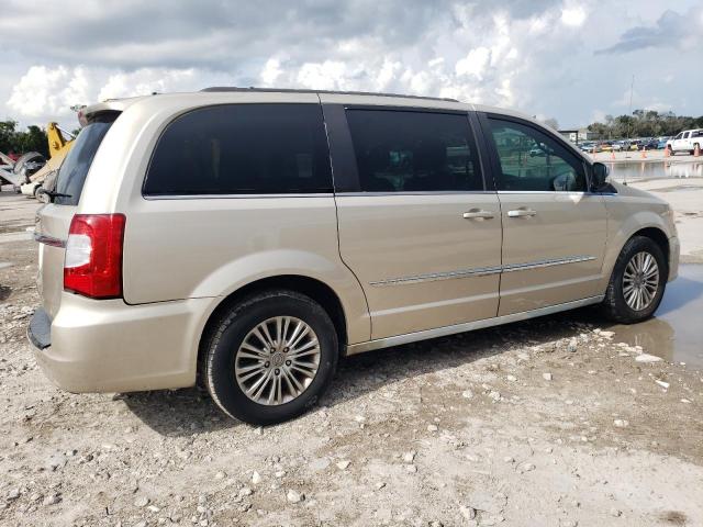 Photo 3 from auction – 2015 CHRYSLER TOWN & COU with VIN 2C4RC1CG6FR620234