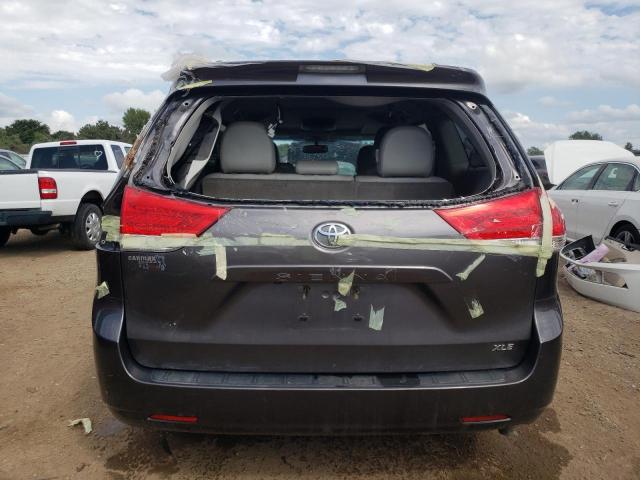 Photo 6 from auction – 2013 TOYOTA SIENNA XLE with VIN 5TDYK3DC1DS339856