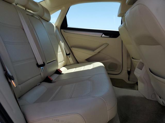 Photo 10 from auction – 2015 VOLKSWAGEN PASSAT S with VIN 1VWAT7A31FC085836