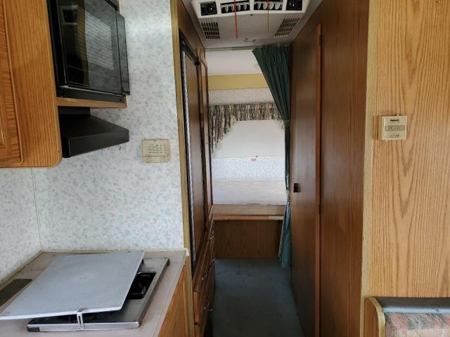 Photo 6 from auction – 1996 WINNEBAGO WARRIOR with VIN 1GBJP37N9S3331958