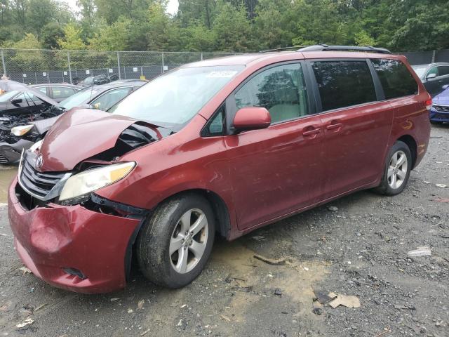 TOYOTA SIENNA LE 2011 with VIN 5TDKK3DCXBS109753 - Photo from auction