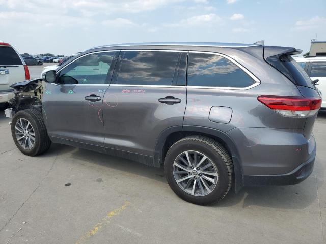 Photo 2 from auction – 2019 TOYOTA HIGHLANDER with VIN 5TDKZRFH4KS572625
