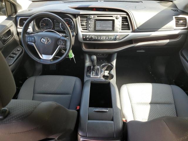 Photo 8 from auction – 2019 TOYOTA HIGHLANDER with VIN 5TDBZRFHXKS747184