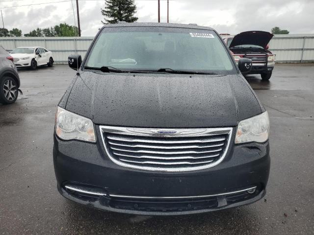 Photo 5 from auction – 2016 CHRYSLER TOWN & COU with VIN 2C4RC1BG6GR288430