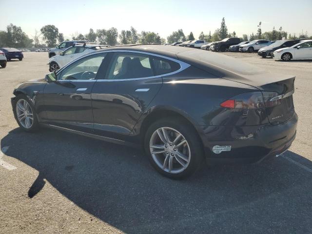 Photo 2 from auction – 2013 TESLA MODEL S with VIN 5YJSA1CG4DFP03922