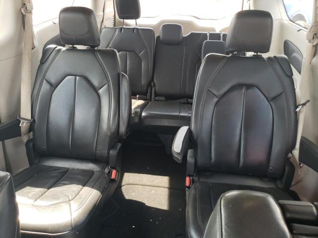 Photo 10 from auction – 2017 CHRYSLER PACIFICA with VIN 2C4RC1EG0HR614333