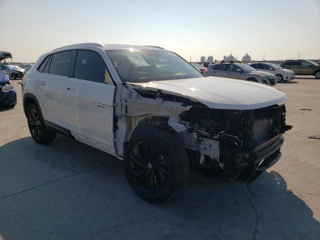 Photo 4 from auction – 2023 VOLKSWAGEN ATLAS CROS with VIN 1V2JE2CA9PC222811