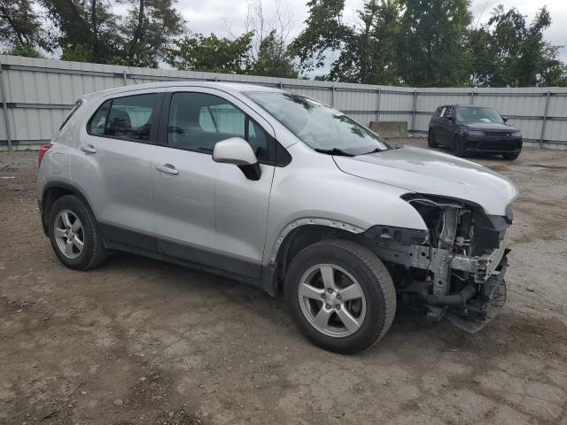 Photo 4 from auction – 2016 CHEVROLET TRAX LS with VIN 3GNCJNSB4GL236323