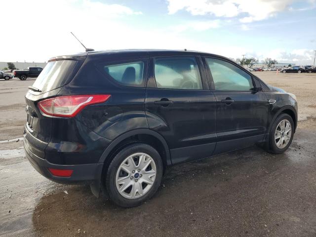 Photo 3 from auction – 2016 FORD ESCAPE S with VIN 1FMCU0F77GUC06291
