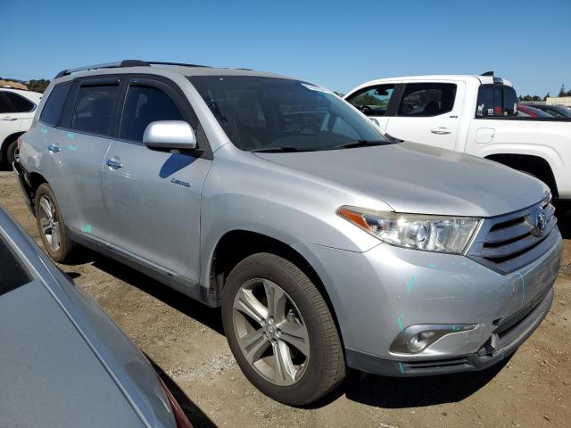 Photo 4 from auction – 2011 TOYOTA HIGHLANDER with VIN 5TDDK3EH8BS056151