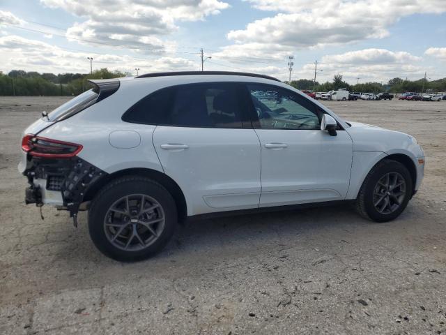 Photo 3 from auction – 2017 PORSCHE MACAN S with VIN WP1AB2A55HLB18865