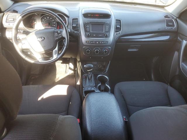 Photo 8 from auction – 2014 KIA SORENTO LX with VIN 5XYKTCA63EG436993