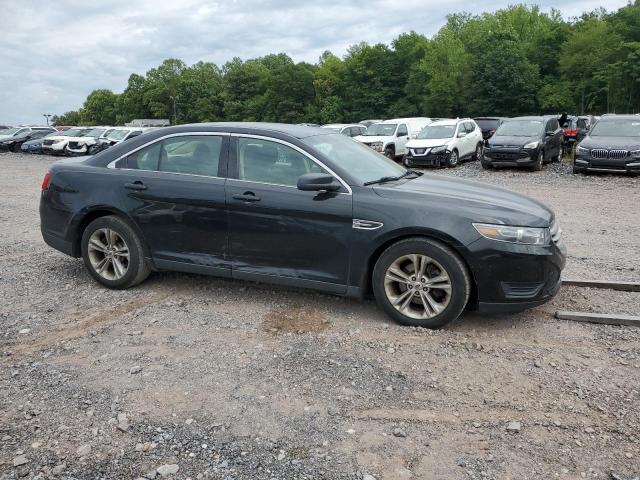 Photo 4 from auction – 2015 FORD TAURUS SE with VIN 1FAHP2D9XFG132613