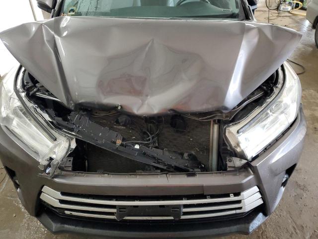 Photo 12 from auction – 2018 TOYOTA HIGHLANDER with VIN 5TDJZRFH3JS539934