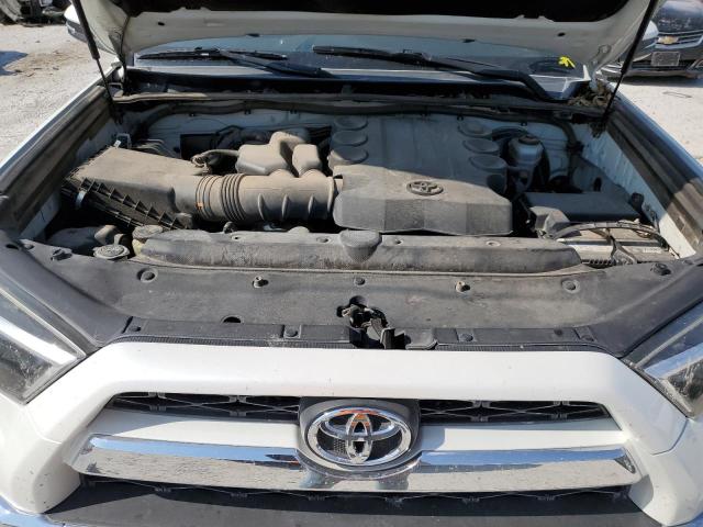 Photo 12 from auction – 2018 TOYOTA 4RUNNER SR with VIN JTEZU5JR6J5178677