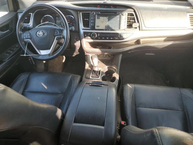 Photo 8 from auction – 2018 TOYOTA HIGHLANDER with VIN 5TDJZRFH4JS893140