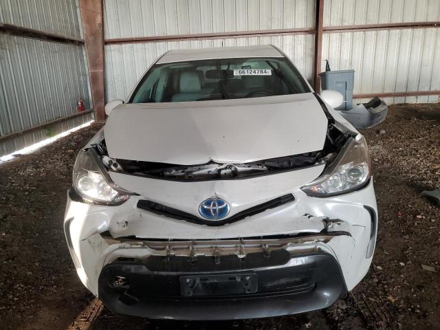 Photo 5 from auction – 2015 TOYOTA PRIUS V with VIN JTDZN3EU2FJ027211
