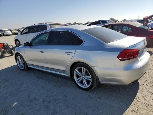 Photo 2 from auction – 2014 VOLKSWAGEN PASSAT SEL with VIN 1VWCN7A33EC015806