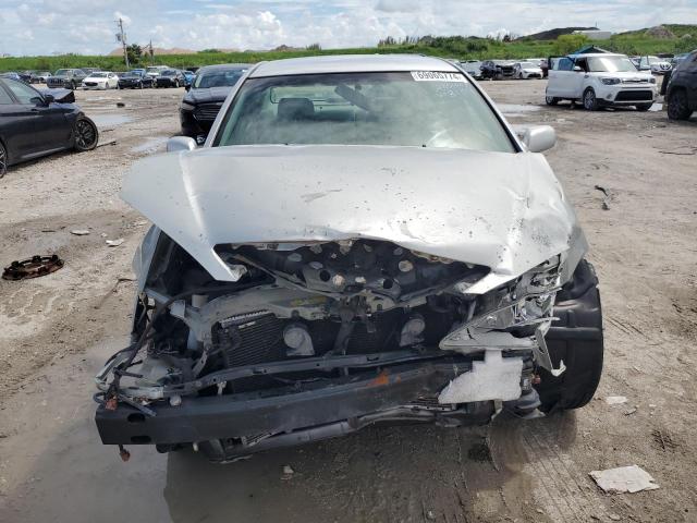 Photo 5 from auction – 2003 TOYOTA CAMRY LE with VIN 4T1BE32K13U173139